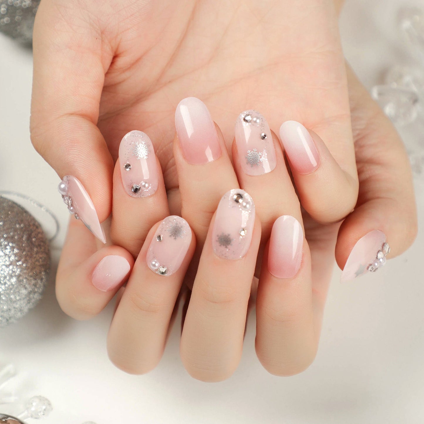 Blushing Snowflake| Short Almond Manicure | Press On Nails N510