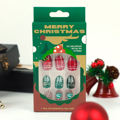 Holly Jolly Evergreen| Short Squoval Manicure | Press On Nails N399