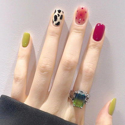 Lime Berry| Short Squoval Manicure | Press On Nail